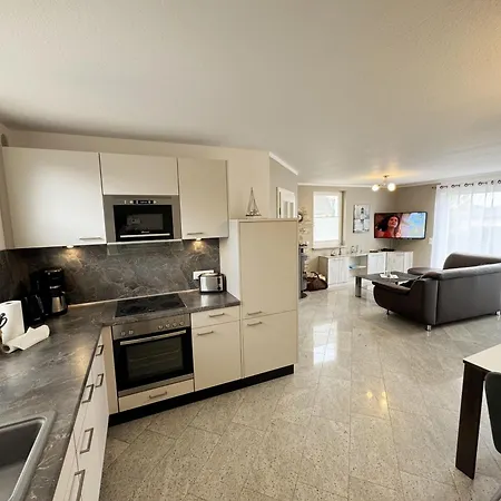 Apartment Doppelhaushaelfte Seebrise Mit Terrasse