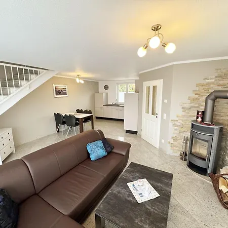 Doppelhaushaelfte Seebrise Mit Terrasse Apartment Gager