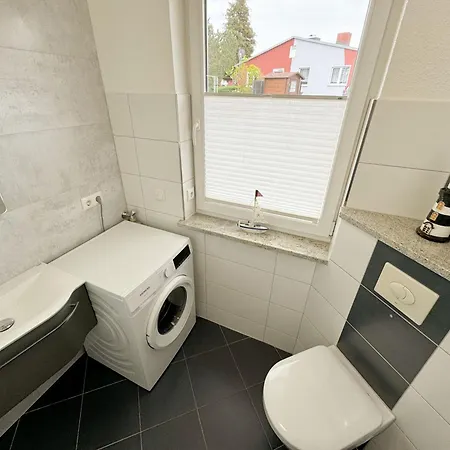 Doppelhaushaelfte Seebrise Mit Terrasse Gager